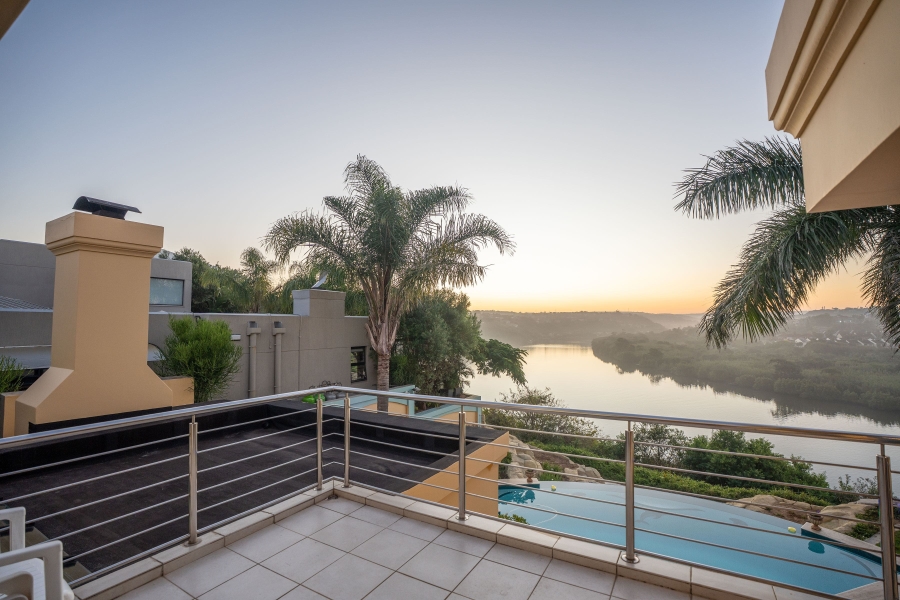 5 Bedroom Property for Sale in Nahoon Beach Eastern Cape